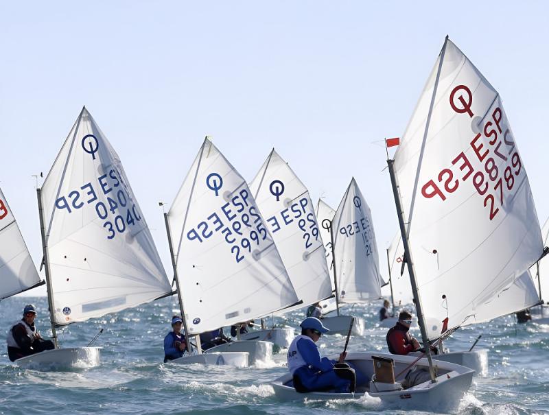 Regata a la badia de Benidorm.